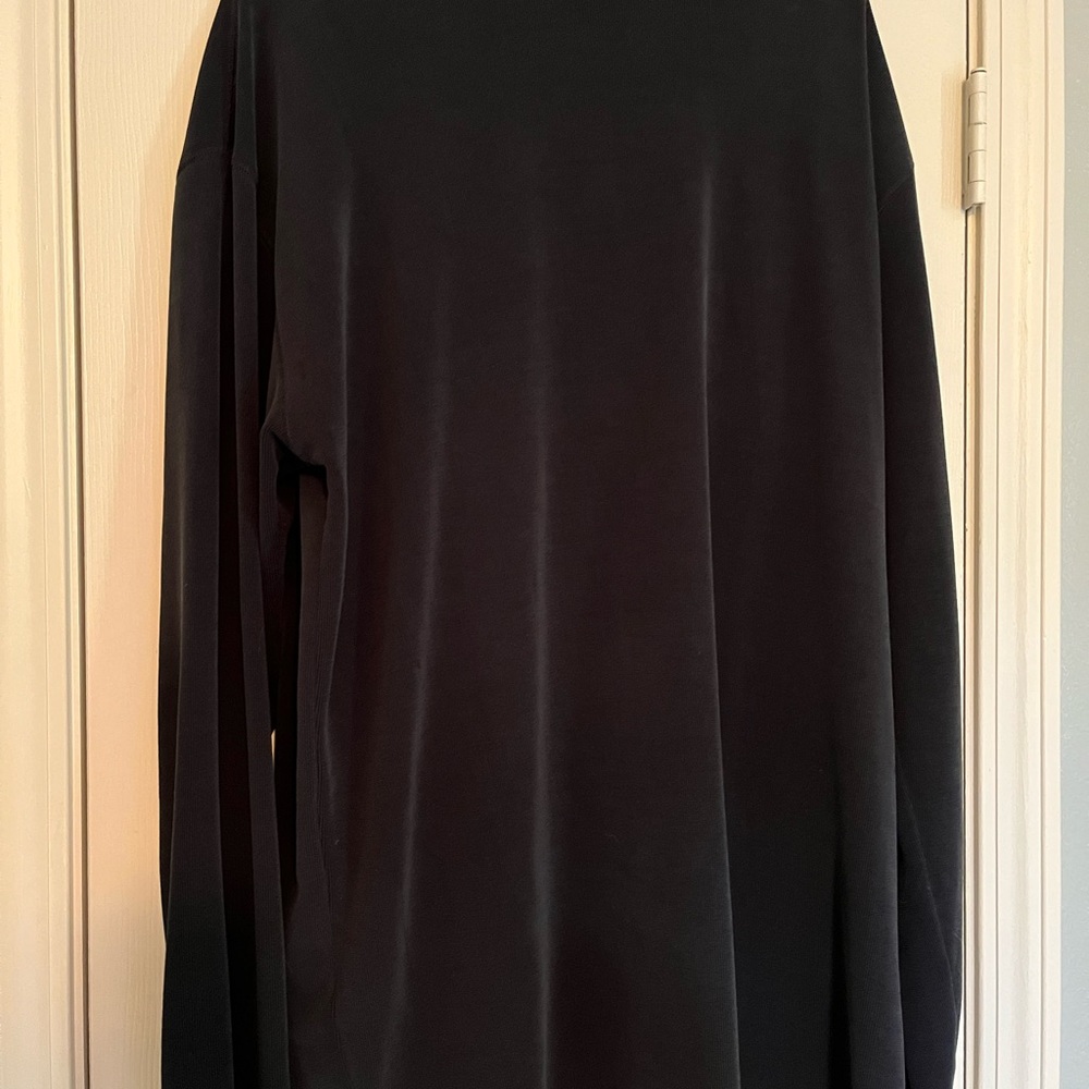 Black Long Sleeve pullover